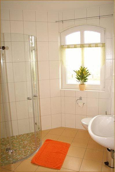Landhotel Zum Honigdieb Ribnitz-Damgarten Bagian luar foto