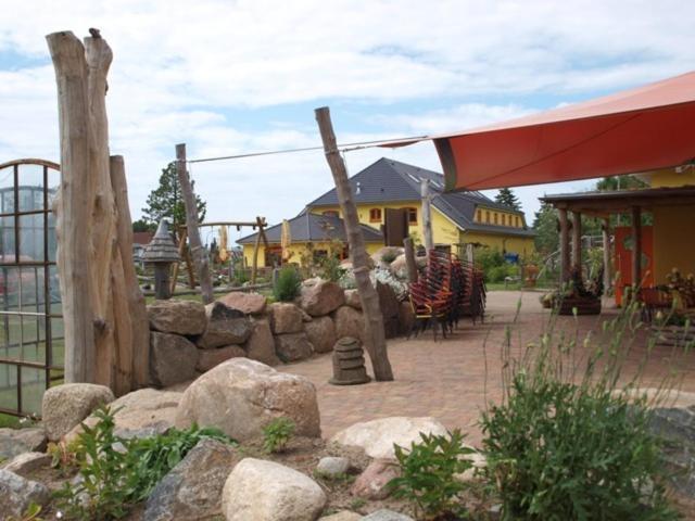 Landhotel Zum Honigdieb Ribnitz-Damgarten Bagian luar foto