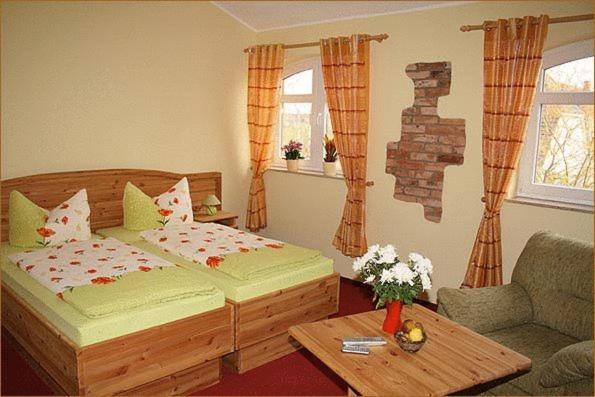 Landhotel Zum Honigdieb Ribnitz-Damgarten Bagian luar foto
